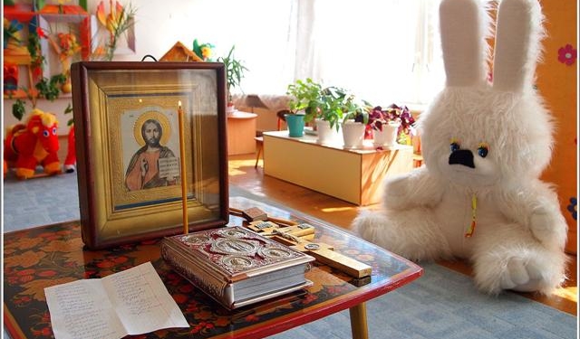 Відомий священик із Тернополя розповів навіщо освячувати помешкання