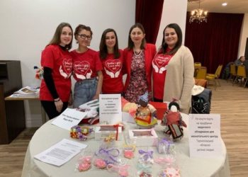 В Америці збирають кошти, абидопомоги недоношеним немовлятам Тернопільщини