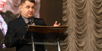 Віктор Овчарук: «Популісти намагаються знівелювати досягнення Порошенка за останні 5 років»