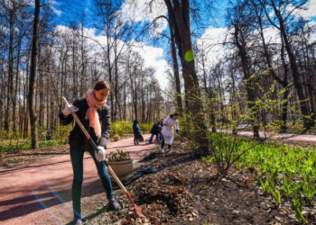 У Тернополі триває двомісячник благоустрою