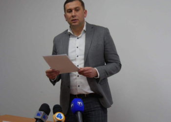 На Тернопільщину завезли партію перстнів із вмонтованою ручкою для псування бюлетенів