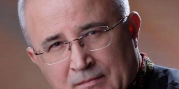 Прагматична відповідь прихильника Порошенка критикам