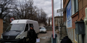 У Тернополі триває демонтаж незаконних об’єктів