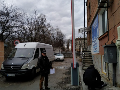 У Тернополі триває демонтаж незаконних об’єктів