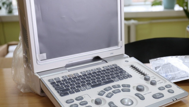 Тернополю подарували переносне УЗД- обладнання