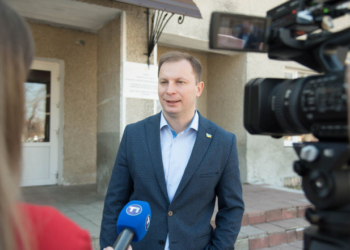 Голова ТОДА Степан Барна проголосував на президентських виборах (фото)