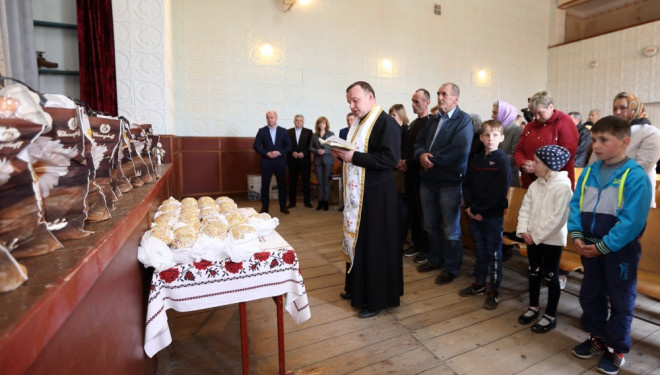 Мешканці сіл, які приєдналися до Тернопільської громади, отримали Великодні продуктові кошики