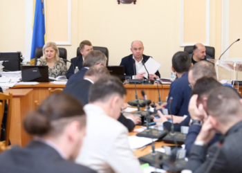 Відкрите місто: У Тернополі вперше в Україні прийняли «Конституцію» міської територіальної громади