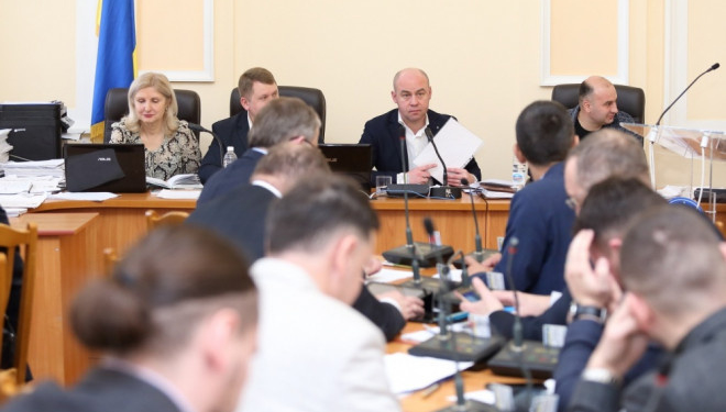 Відкрите місто: У Тернополі вперше в Україні прийняли «Конституцію» міської територіальної громади