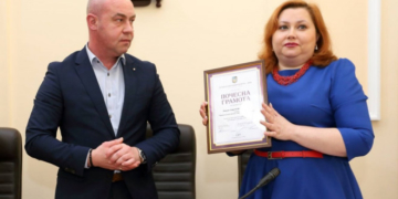 Мера Тернополя нагородили освітяни