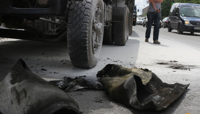 На 15 Квітня у Тернополі загорівся КАМАЗ