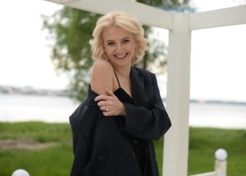 Тернополянка розповіла про свою роботу стиліста-шопера