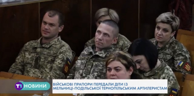 На Тернопільщині діти зробили для артилеристів ангелів-охоронців