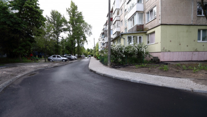 У Тернополі на БАМі відремонтували двір (фотофакт)