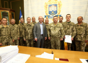 Мер нагородив військовослужбовців