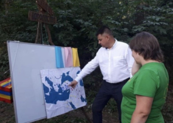 Віктоp Овчаpук завітав на Всеукpаїнський пластовий табіp