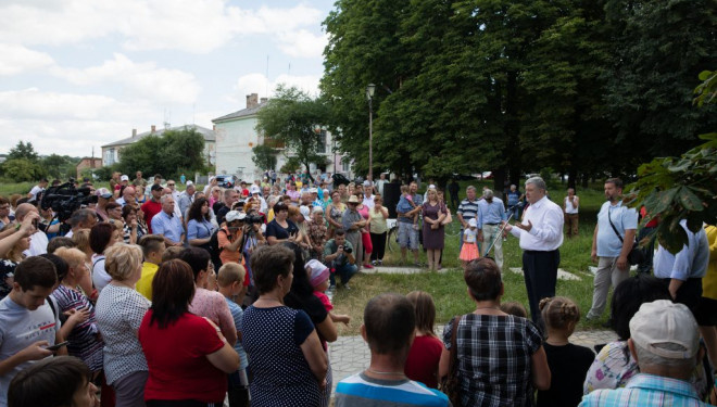 Лідер «Європейської солідарності» Петро Порошенко написав листи 18-ти керівникам Євросоюзу та очільникам держав і урядів-членів ЄНП
