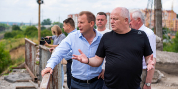 «Нам важливо, щоб автомобілісти не відчували незручностей», – кандидат у народні депутати Степан Барна про Гаївський міст