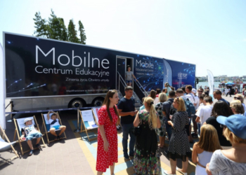 Очільник Тернополя подякував ініціаторам створення освітнього інтерактивного навчального центру