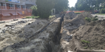 У Тернополі у сквері  проводять заміну газових мереж та теплопостачання