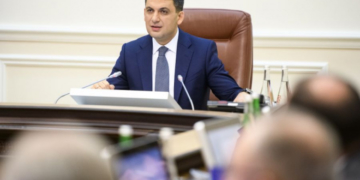 Уряд відкриває реєстр власників ТКЕ по всій Україні і розпочинає перевірки встановлення тарифів на тепло, – Володимир Гройсман