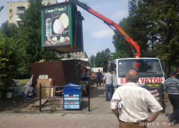 У Тернополі тривають демонтажі МАФів