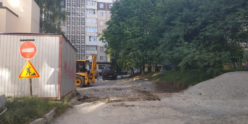У Тернополі ремонтують ще один двір