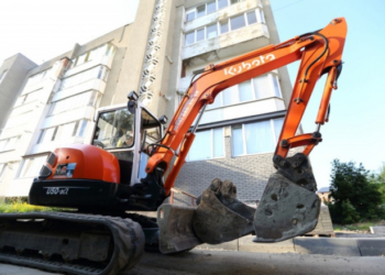 У Тернополі на вул. Степана Будного триває ремонт проїзду