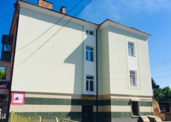 У Тернополі оновлюються будинки, завдяки міській програмі та небайдужим мешканцям(фотофакт)