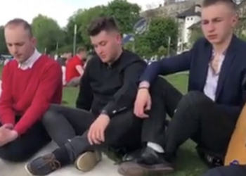 «Аж до мурашок»: у Тернополі на пляжі переспівали відомий хіт Скрябіна (Відео)