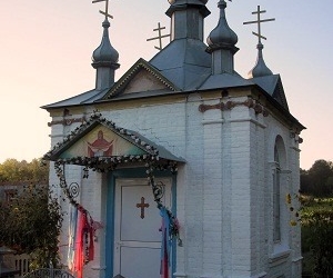 Єдина в Україні капличка Великомучеників Маковеїв знаходиться на Тернопільщині