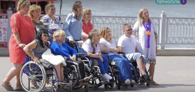 Ольга Шахін закликала тернополян повідомляти про місця, де потрібні пандуси