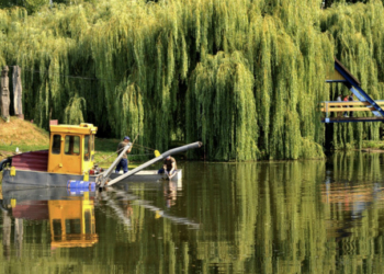 У гідропарку «Топільче» ведуться активні роботи з очищення водойм