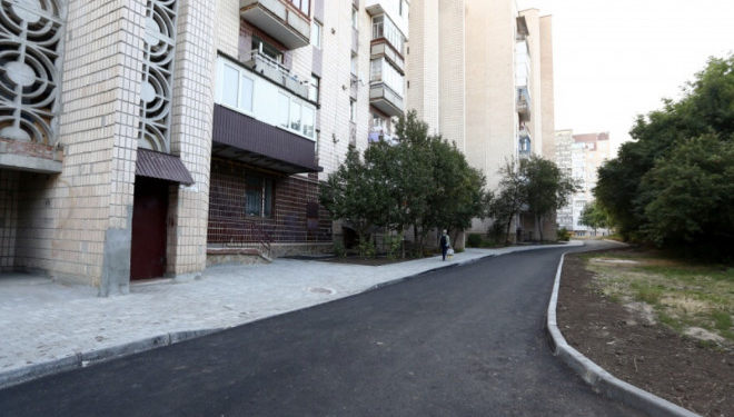 У Тернополі відремонтували ще один двір