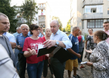 Тернополяни не можуть вирішити, чи їм розширювати проїзд чи ні