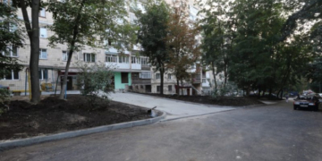 У Тернополі відремонтували ще один двір (фотофакт)