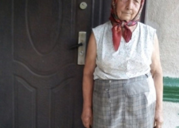 “Врятувала від нестерпного болю”: на Тернопільщині мешкає бабуся із унікальними здібностями