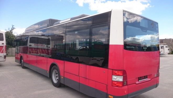 У Тернополі курсуватимуть 20 великих автобусів