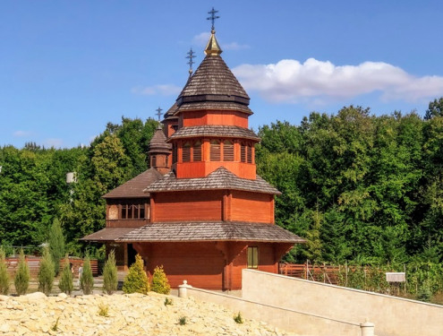 Зарваниця на Тернопільщині – один з найбільших духовних центрів світу