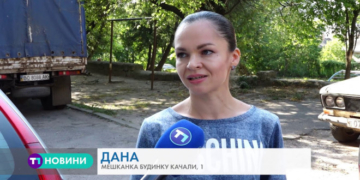 На вул. Качали у Тернополі жителі змушені придумувати методи, як вигнати з своєї території водіїв