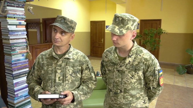 Задля підтримки воїнів у Тернополі провели флешмоб