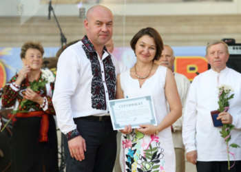 Хороша справа: очільник Тернополя подарував квартири тернопільській гімнастці, двом учасникам бойових дій та ліквідатору аварії на ЧАЕС