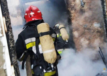 На Тернопільщині повністю згоріла хата (фотофакт)