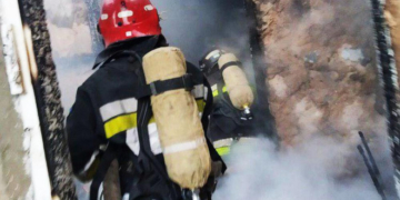 На Тернопільщині повністю згоріла хата (фотофакт)