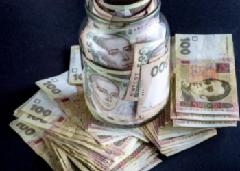 На Тернопільщині непутящий син обікрав рідну матір