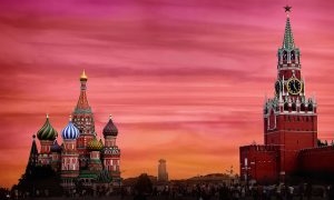 Дитячий магазин Тернополя рекламує свої товари на головній площі Москви?
