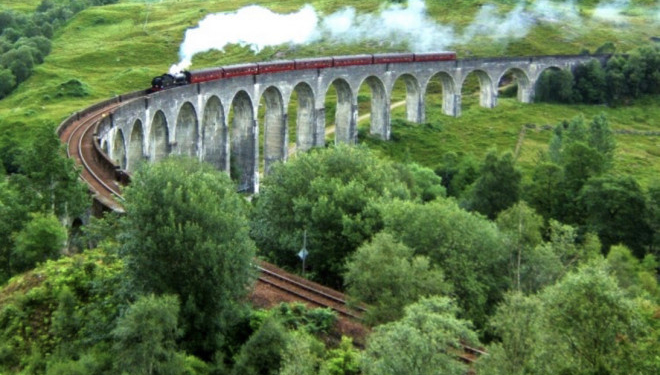 На околиці села у Тернопільській області є справжнє архітектурне диво