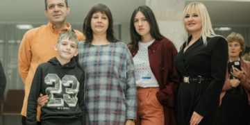 Півсотні учасників теле-проекту «Небайдужі» запросили на концерт Джамали