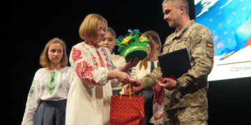 Від патріотичного «Тризубу» до лав добровольців – Павлу Міщаку з Тернопілля вручили Лицарський Хрест Добровольця