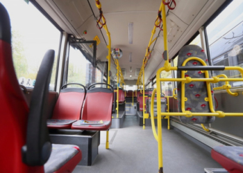 У Тернополі вже понад два десятки великих автобусів. І скоро вони почнуть їздити містом